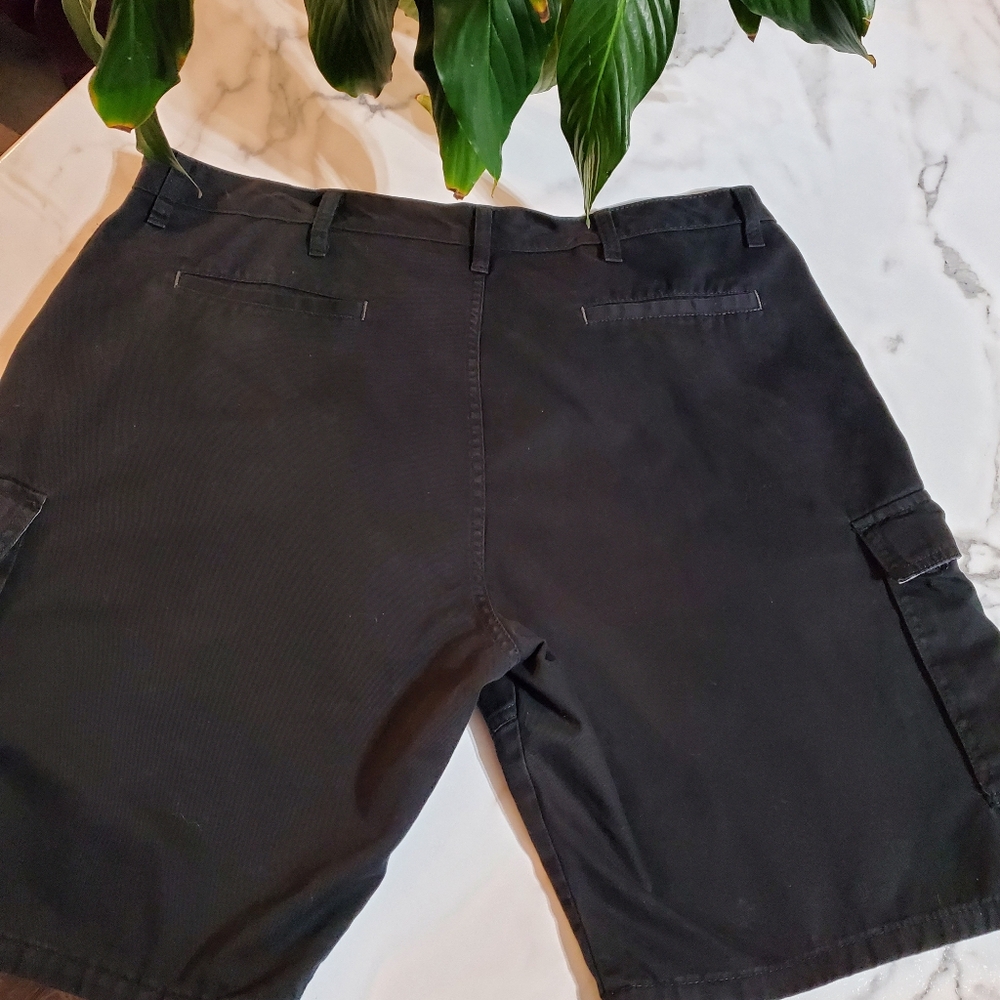 Wrangler Men's Black Cargo Shorts size 40 - Picture 7 of 16